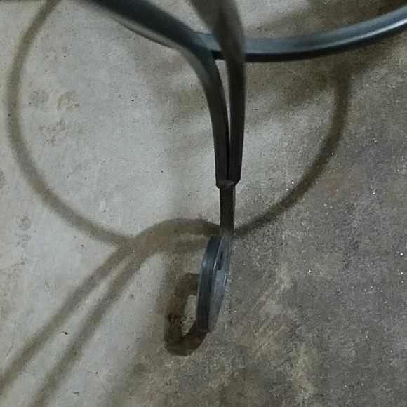 Glass table - Picture 4 of 6